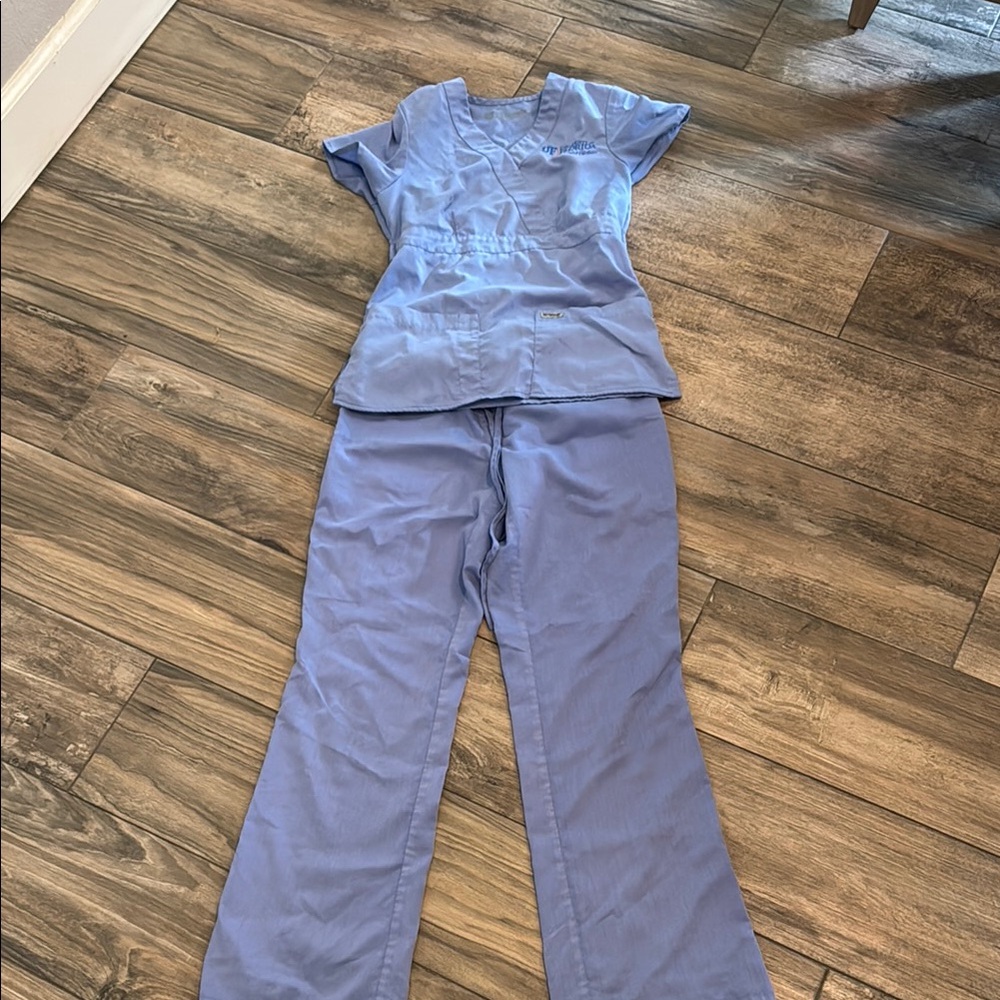Women's Ceil Blue Greys Anatomy Scrub Set